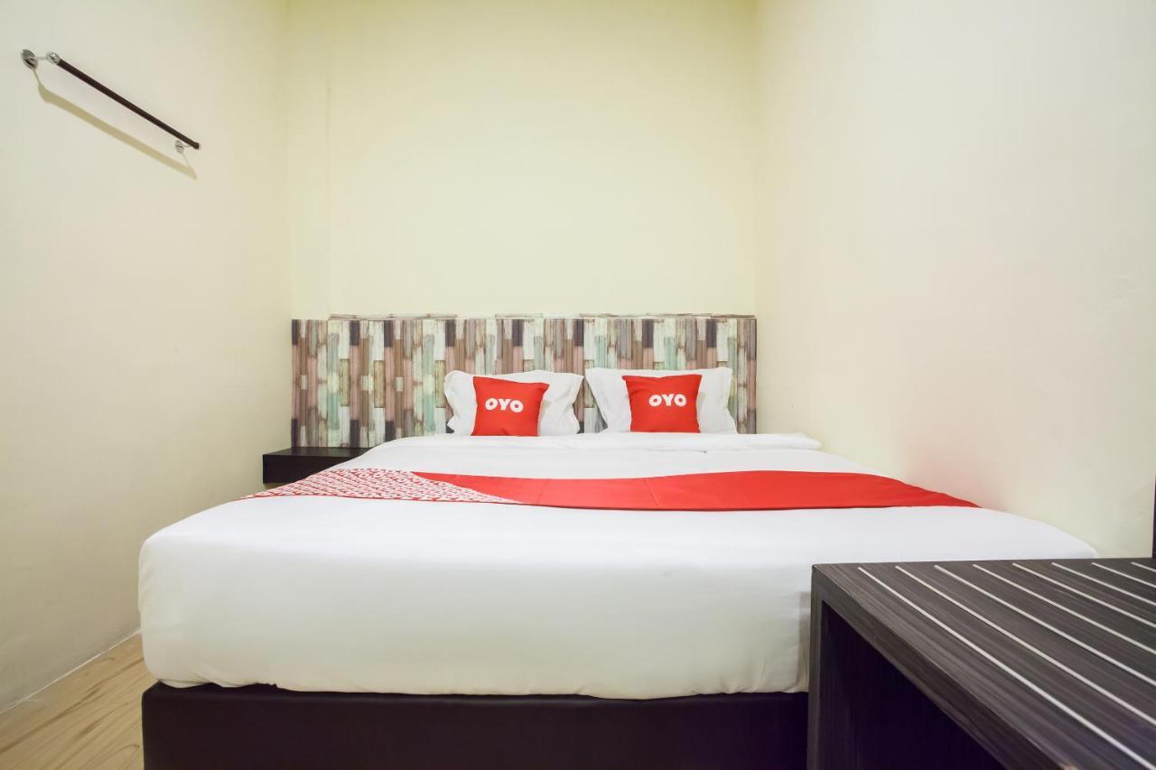 Oyo 2361 Hotel Winston Glugur Eksteriør bilde